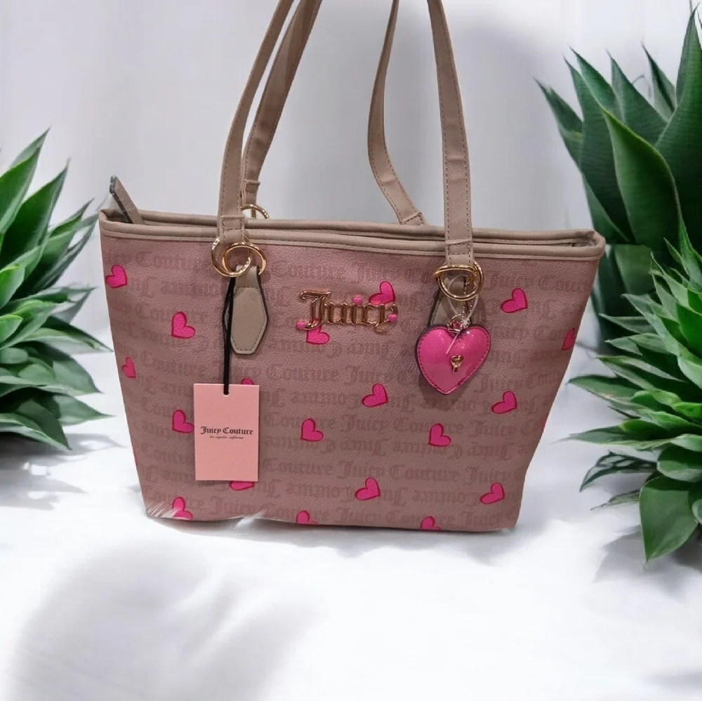 💕 ▪️Juicy Couture▪️ Cafe With Cafe Trim I heart  Medium Tote Heart Logo